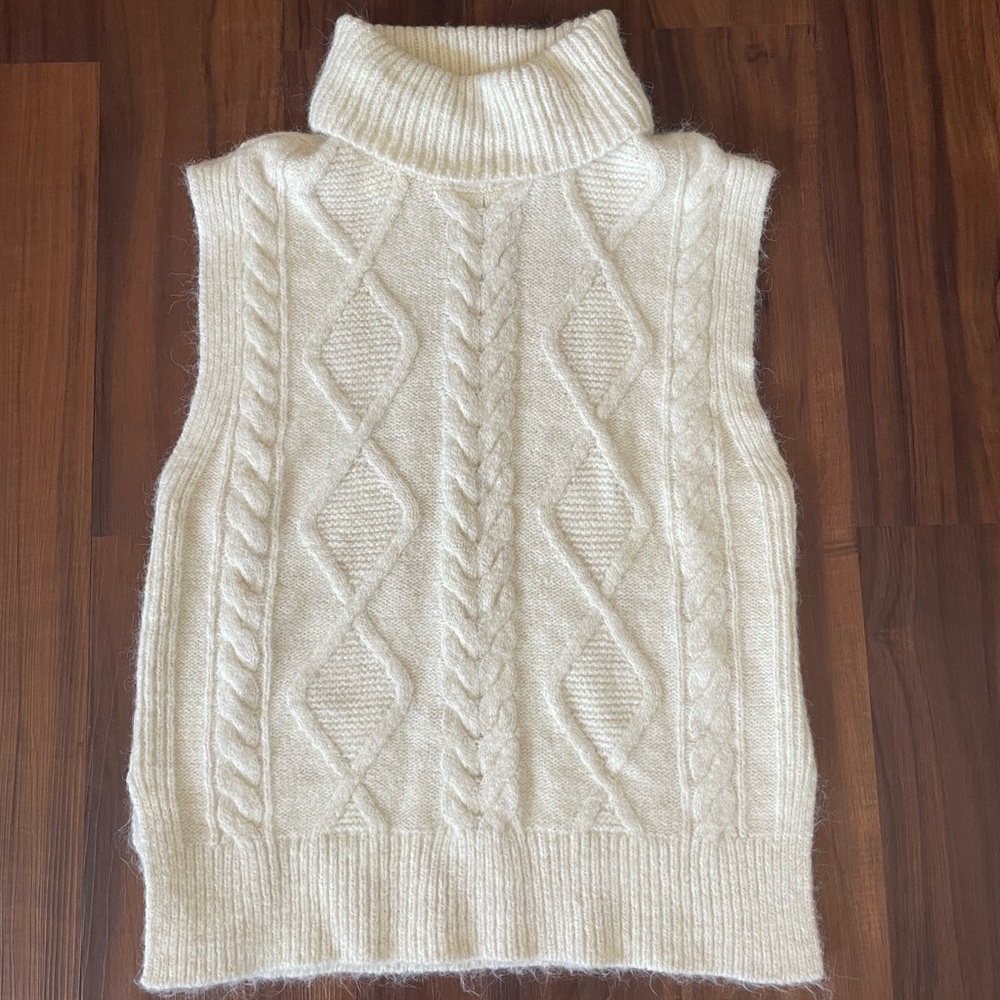 Ann Taylor Loft Ivory Cowl Turtle Neck Sweater Vest Size Small